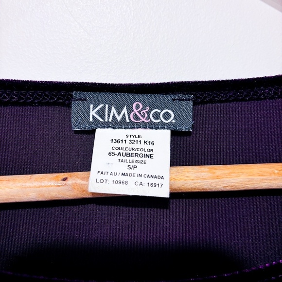KIM & CO. Plum velvet tunic - Picture 7 of 7